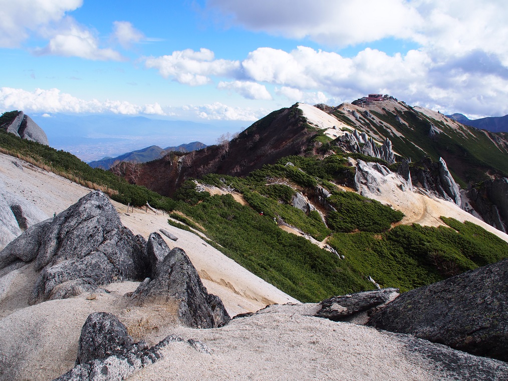 燕岳、大天井岳、常念岳、蝶ｹ岳縦走　(2014.10.9～11)　①_b0335256_22301051.jpg