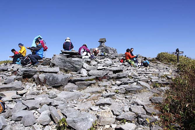 根子岳登山　(14/10/11)_a0087804_14312131.jpg