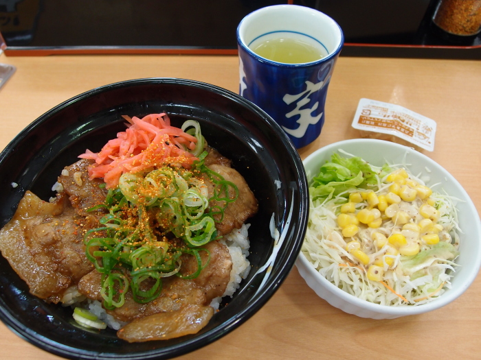 ドドンと、うまい(+o+)　ロース豚丼十勝仕立て_f0328920_13210524.jpg