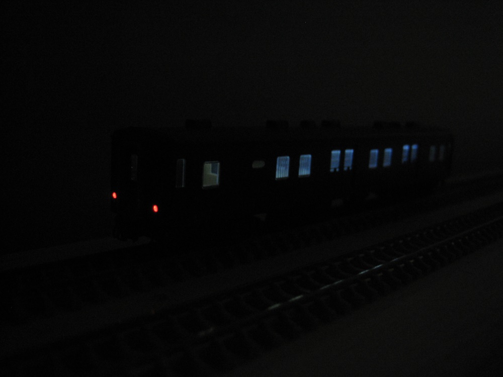 KATO 急行「ニセコ・宗谷」マニ50&スユ15をイジろう その1_e0120143_22544270.jpg