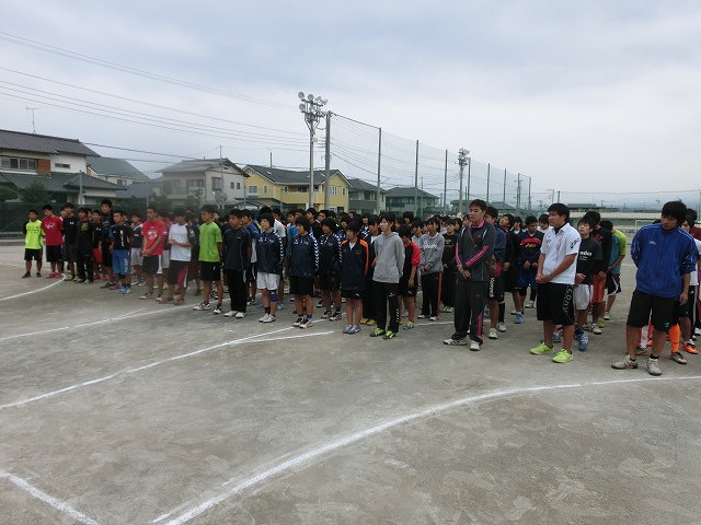 「スポーツの秋」、「…の秋」が始まった 「ハンドボール」と「花と緑」に囲まれて_f0141310_6371799.jpg