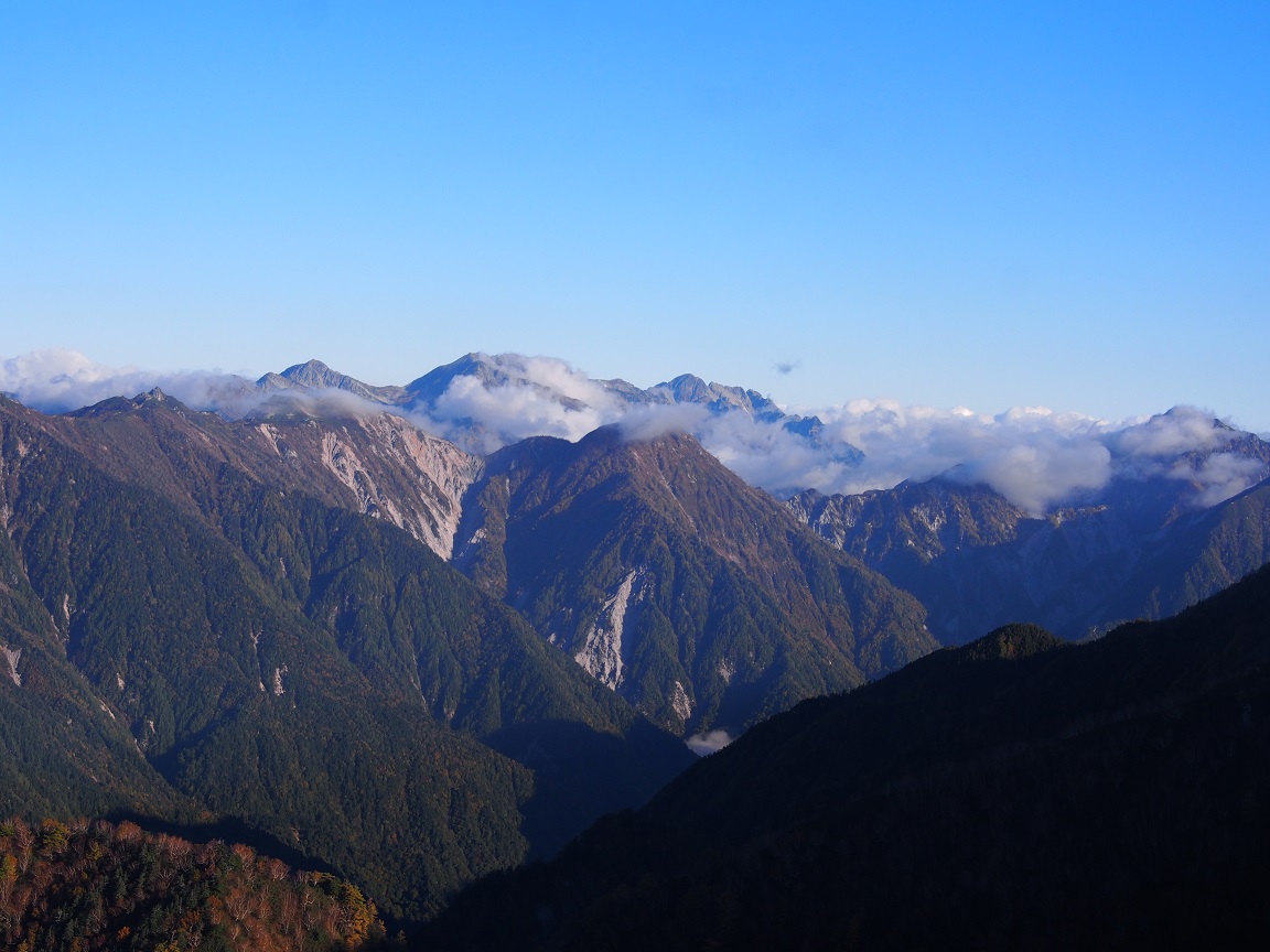 燕岳、大天井岳、常念岳、蝶ｹ岳縦走（2014.10.9～11）　②_b0335256_13260263.jpg