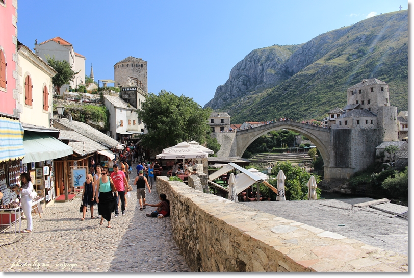 世界遺産、モスタルの2つの橋を渡ろう♪@Bosnia・Herzegovina_b0214764_8564573.jpg
