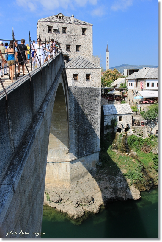 世界遺産、モスタルの2つの橋を渡ろう♪@Bosnia・Herzegovina_b0214764_9201421.jpg