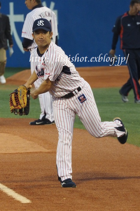 2014年度ベストナイン 山田哲人くん＆雄平選手、初受賞おめでとう♪_e0222575_11335432.jpg