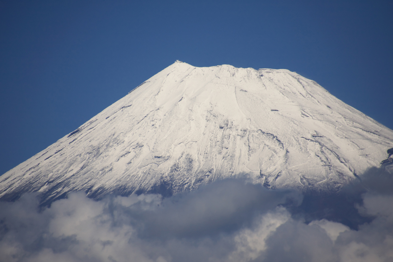 初冠雪の富士山_e0132718_18313894.jpg