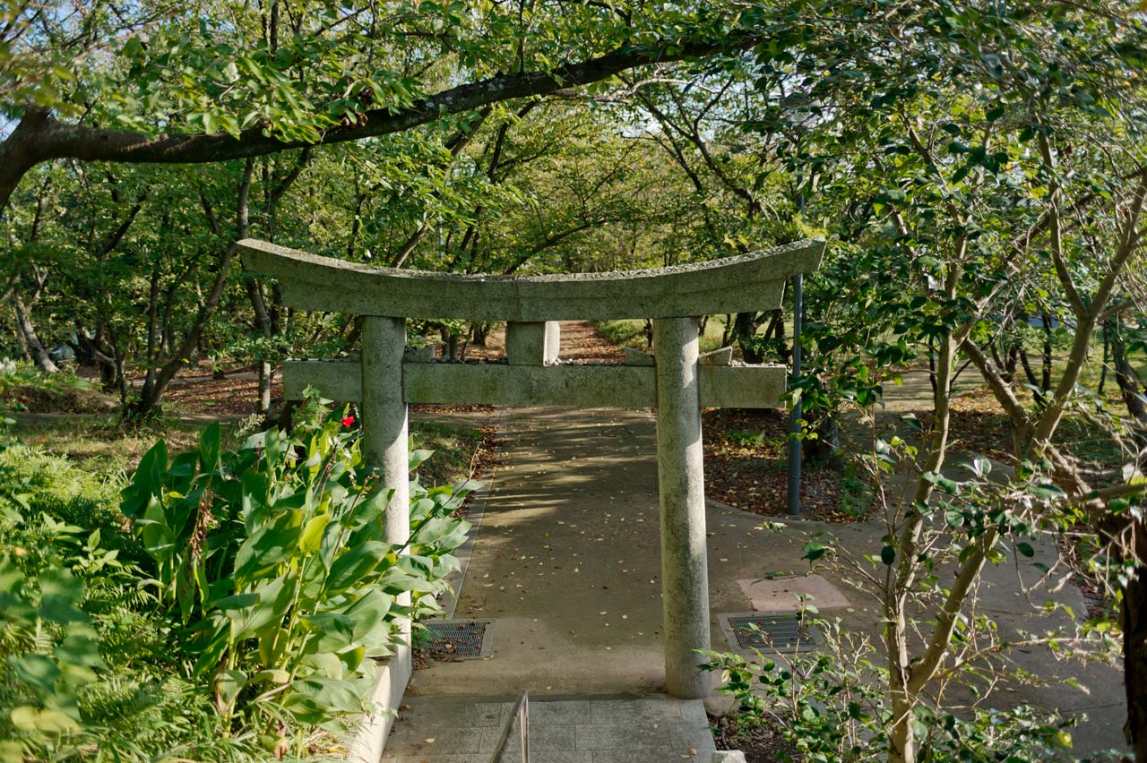 人丸神社　福岡県糟屋郡新宮町桜山手_b0023047_05143695.jpg