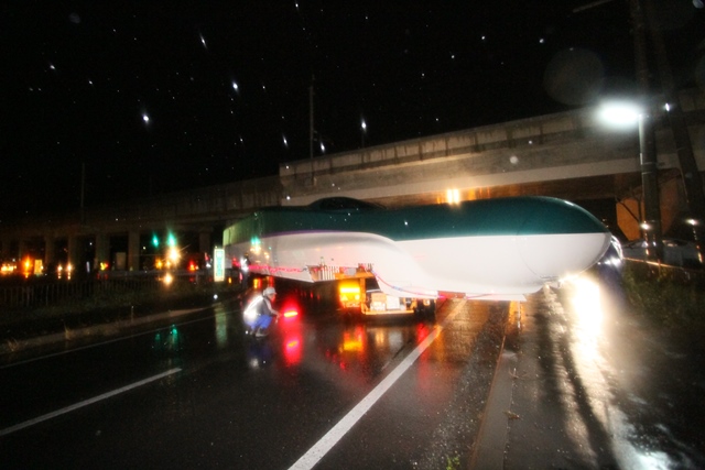 北の大地の新幹線8 ついに車両基地へ_d0179447_1115897.jpg