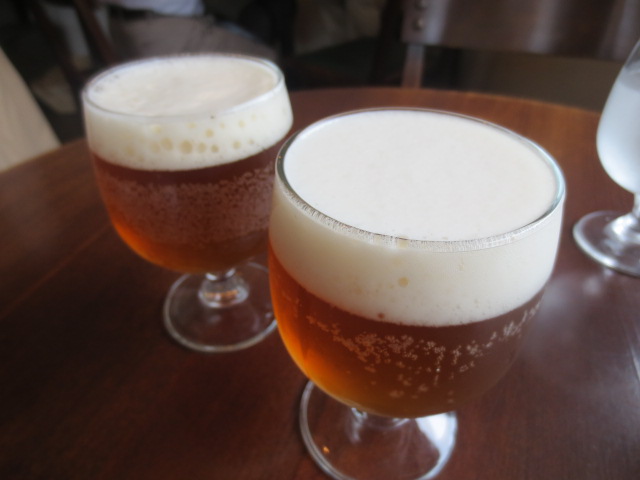 寒いけれどビールを飲もう @ガルエデン 表参道_e0212073_23912.jpg