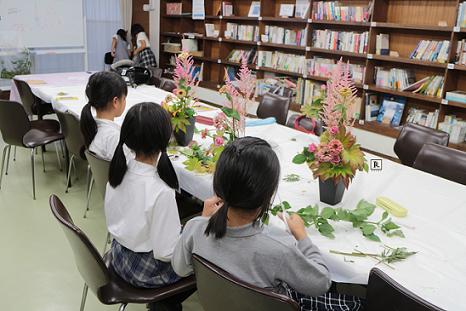 「お花のこよみ教室」(こどものお花教室です)2014.10.15 _c0128489_21361160.jpg