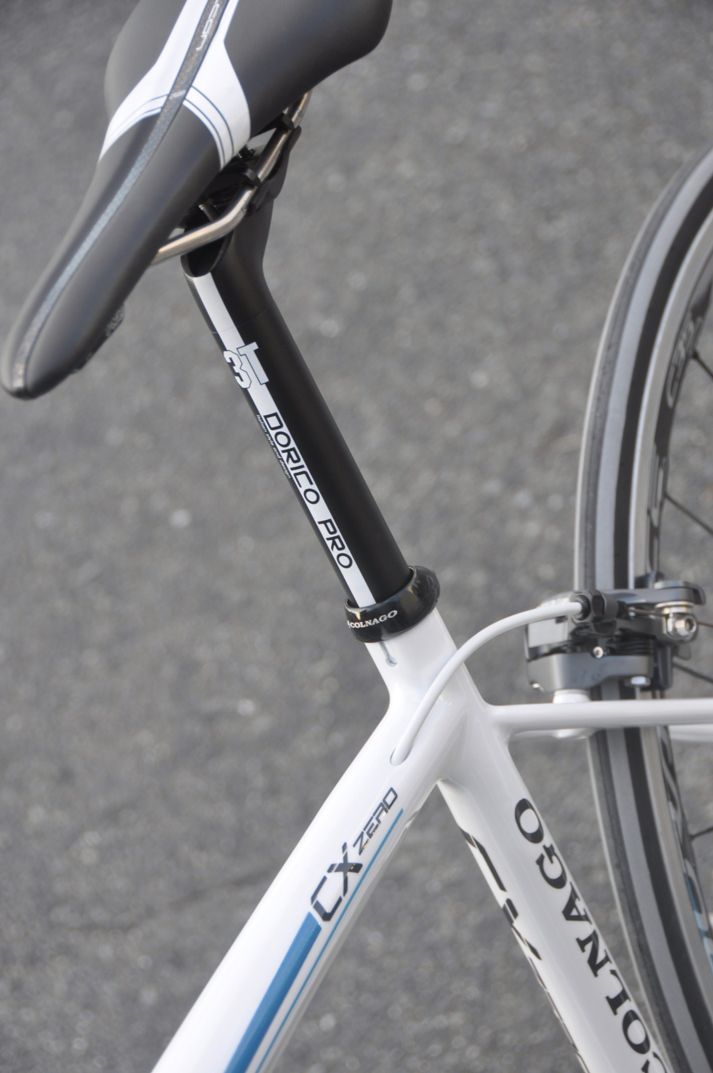 COLNAGO  CX-ZERO  アルテグラ オリジナル仕様_b0246207_21571476.jpg