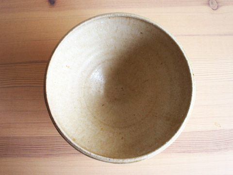 山野邊孝さんの大振りの鉢。_a0026127_174055100.jpg