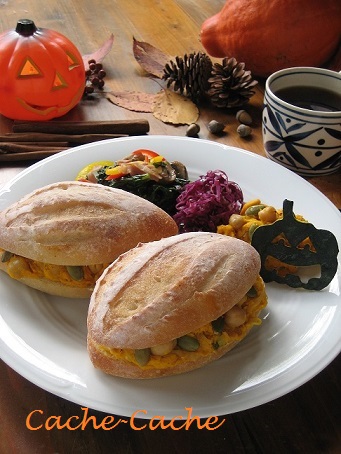 ハロウィンにも かぼちゃサラダ サンドイッチでワンプレート キッチンで猫と