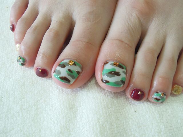 Camouflage Nail_a0239065_152818100.jpg