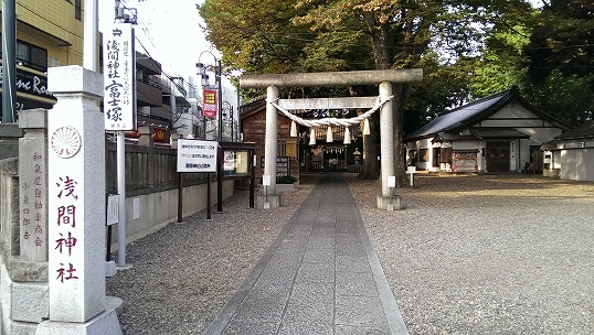 e0020682_0474539.jpg