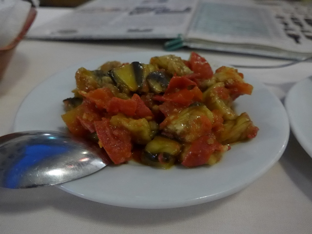 イスタンブールへ行く。⑩ ~トルコの居酒屋へ行った話~_f0232060_1641041.jpg