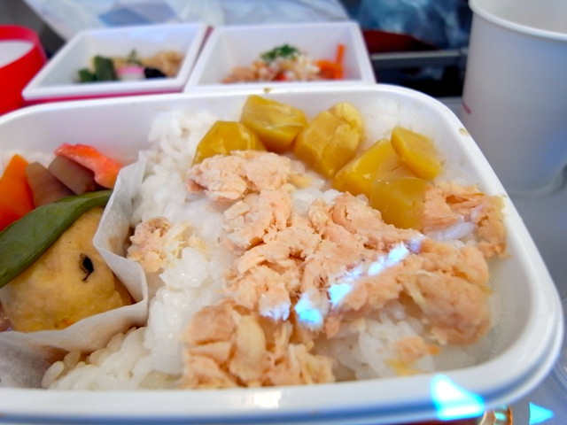 復路機内食 JAL 成田→モスクワ とラウンジ 09/2014_d0170682_20080307.jpg