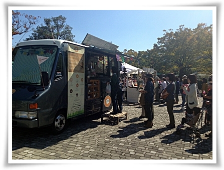 第一回　関西蚤の市 / 阪神競馬場_d0017632_22280739.jpg