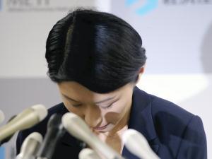 小渕大臣に「韓の法則発動」か？：「獅子身中の虫」「恩を仇で返す」は韓国人の十八番！？_e0171614_11184852.jpg
