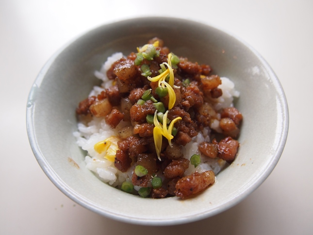 肉そぼろご飯_e0148373_15320103.jpg