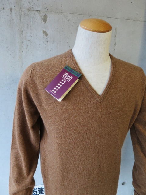 WILLIAM LOCKIE ・・・ V NECK SWEATER!★! 大人の上質加減を御堪能下さい♪_d0152280_1032695.jpg