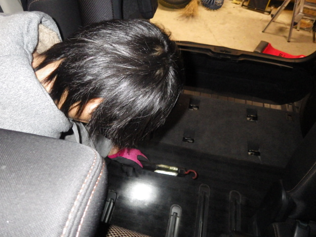 ★ＮＥＷ在庫車エルグランドＶＧ後期撮影完了！！★（伏古店）_c0161601_193938100.jpg