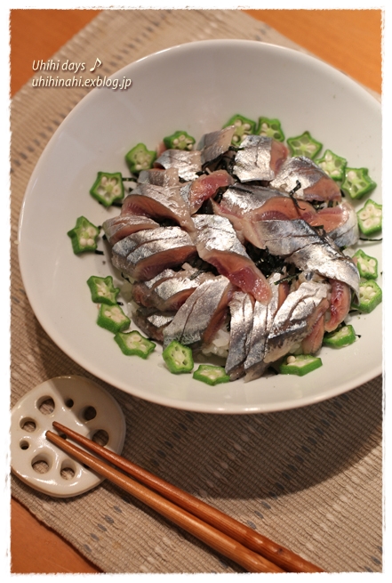 秋の根菜と豚ひれ肉だし〆のサラダ　と　秋刀魚丼_f0179404_2285182.jpg