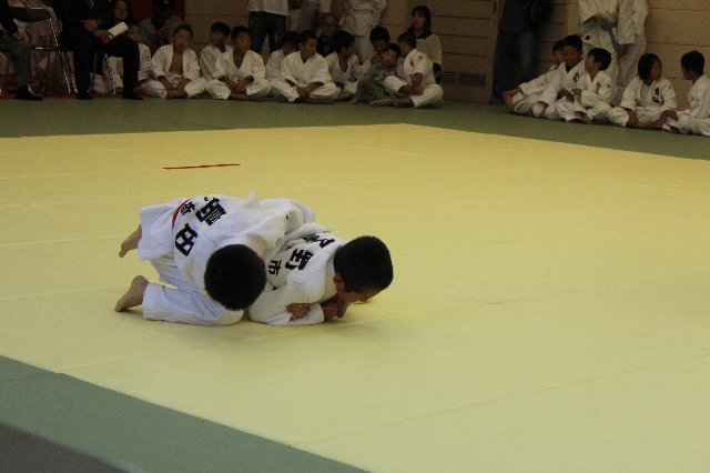 第二の藤井岳、下司裕人優勝！第５５回市民体育大会柔道大会_f0059321_812274.jpg