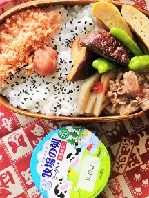 牛とレンコンの炒め弁当_a0166465_1014944.jpg