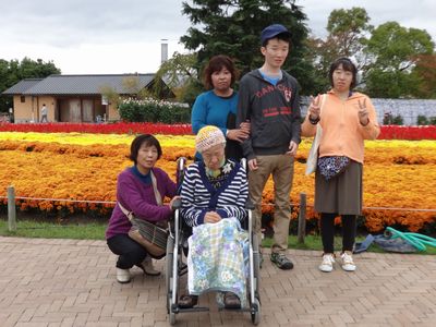 なばなの里へ日帰り旅行!_a0154110_14463467.jpg