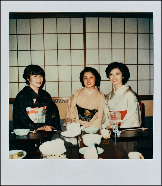 昔の着物の写真をスキャンして百恵ちゃんとの思い出にふけって 生きる歓び Plaisir De Vivre 人生はつらし されど愉しく美しく 昔の着物の写真をスキャンして百恵ちゃんとの思い出にふけって 生きる歓び Plaisir De Vivre 人生はつらし されど愉しく美しく
