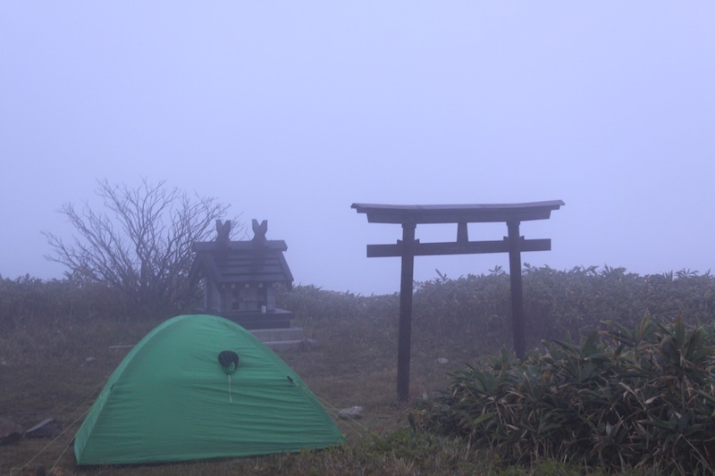 秋の縦走　　　清水峠〜七つ小屋〜シシゴヤの頭_d0128163_20243753.jpg