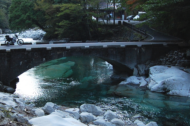 f0248120_19281459.jpg