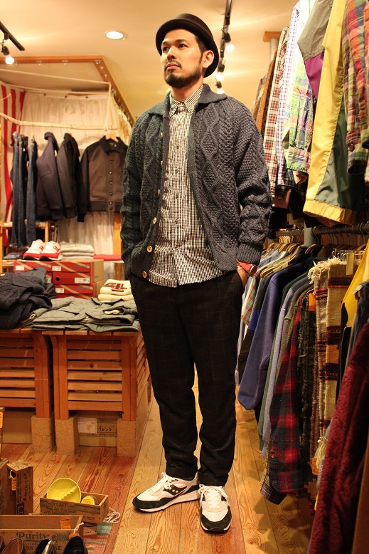 OLD DERBY KNITWEAR \"SHIRTS COLLOR ARAN CARDIGAN\" ご紹介_f0191324_9302946.jpg