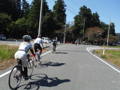 琵琶湖　アユ食べ放題サイクリング_b0332867_00320260.jpg