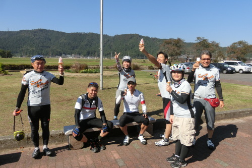 琵琶湖　アユ食べ放題サイクリング_b0332867_00331759.jpg