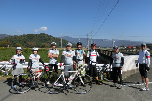 琵琶湖　アユ食べ放題サイクリング_b0332867_00405636.jpg