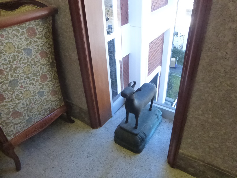 エンバ美術館の内装_f0205367_16294982.jpg