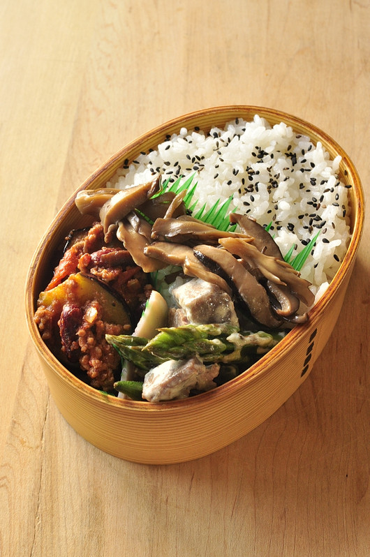 自家製シーチキン風サラダのお弁当_b0171098_14422828.jpg