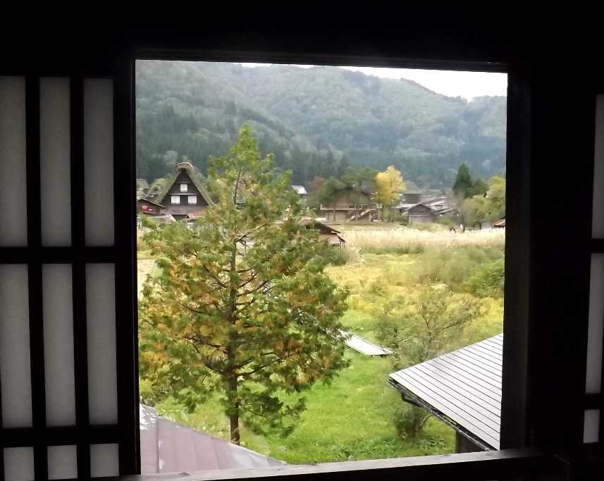 　白川郷をプラプラ　　１０．２５_d0140806_6265584.jpg