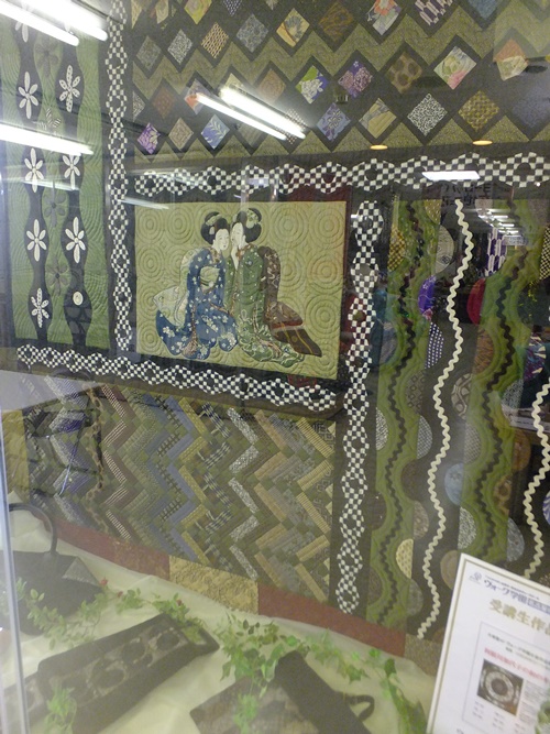 利根川加代子の和のキルト_d0240711_1346261.jpg