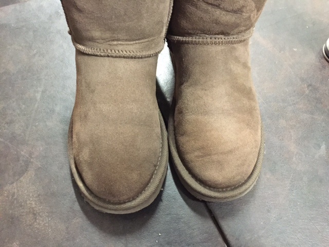 UGGムートンのシミはこうやって直す!!_b0226322_16373435.jpg