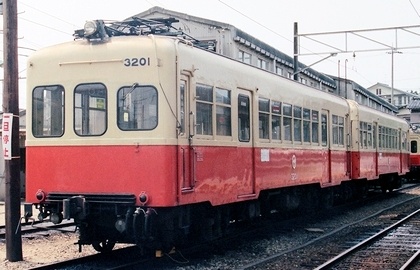 北陸鉄道浅野川線 モハ3201・クハ1001_e0030537_121363.jpg