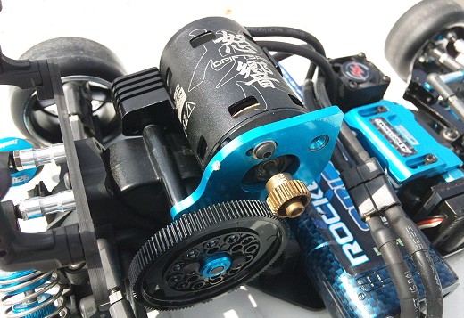 TA06Mハイマウント : 走るマシーン