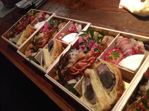 2015 おせちのご案内_e0275281_15422555.jpg