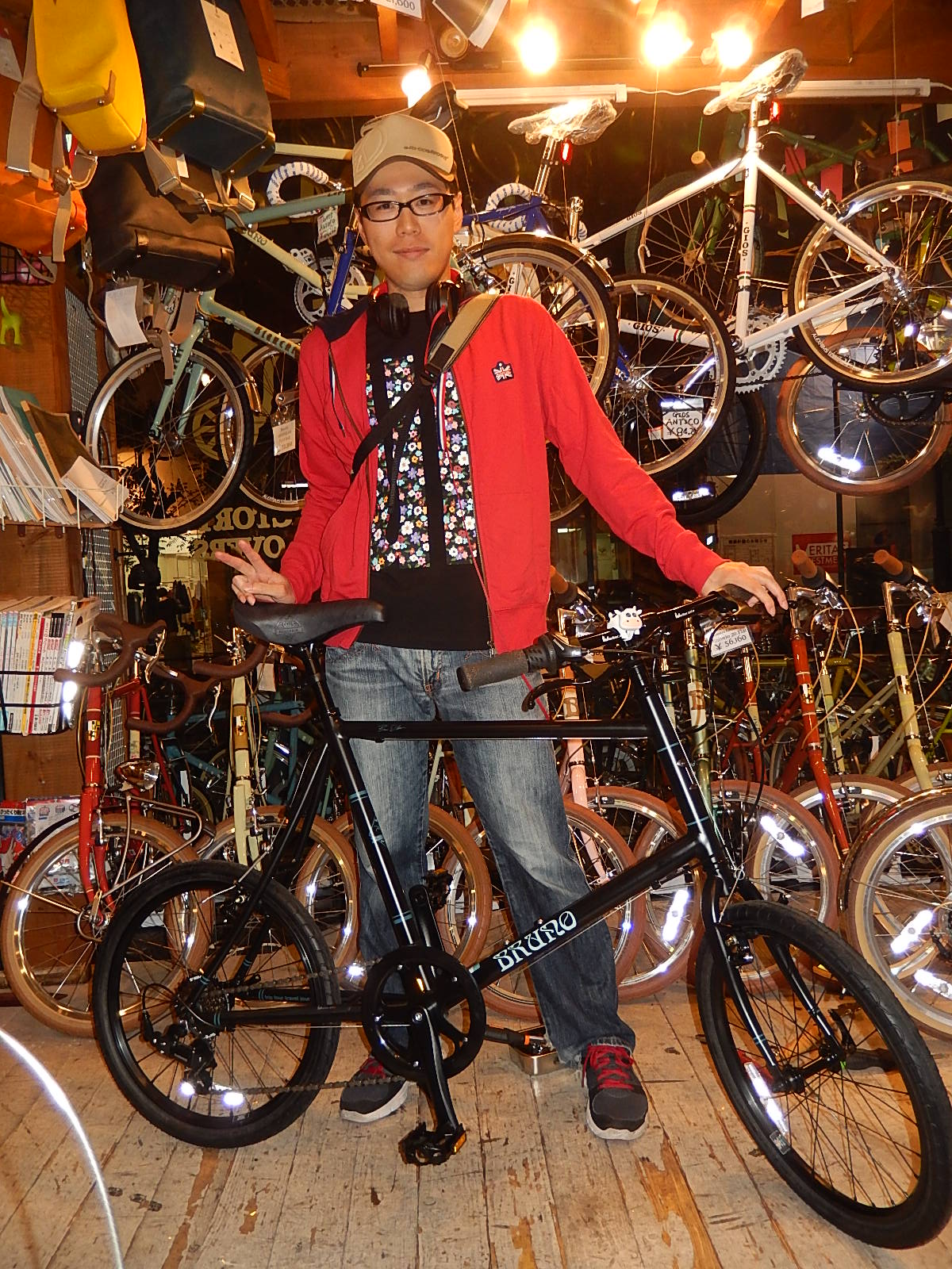10月26日 渋谷 原宿 の自転車屋 FLAME bike前です_e0188759_17505431.jpg