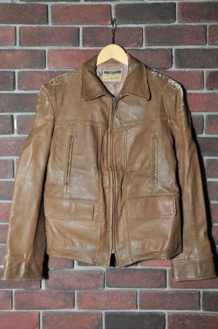 Vintage Leather Jacket「アメリカVSヨーロッパ」_d0222908_2305919.jpg