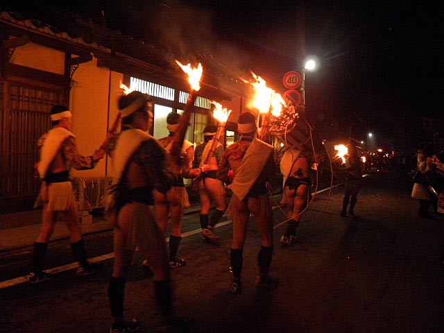 鞍馬の火祭　夜空を染めて・・・_c0184716_03315414.jpg