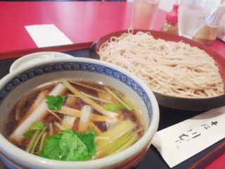 森鴎外記念館で現代アート！_e0208519_12491031.jpg
