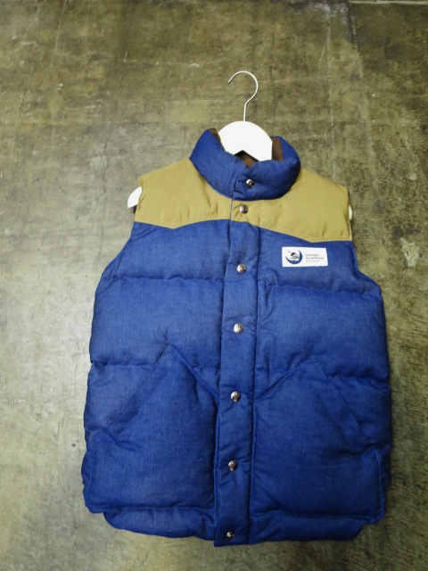 Crescent Down Works ・・・ 当店別注デザインDOWN VEST 其の①_d0152280_9202639.jpg